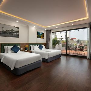 Family Room Terrace