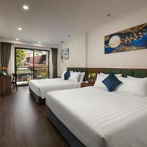 Large Twin Room